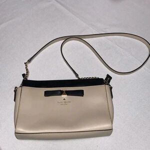 KATE SPADE ♠️ Crossbody Purse,Excellent condition❣️